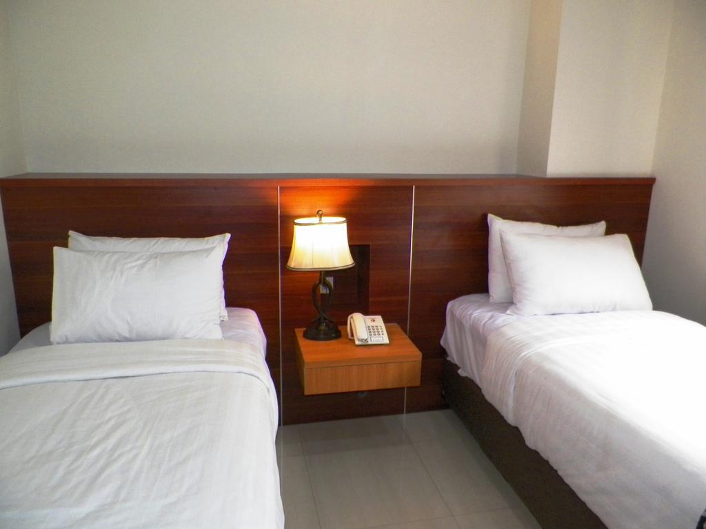 มรานัทธา แกรนด์ โฮเต็ล Hotel ยอกยาการ์ตา ห้อง รูปภาพ