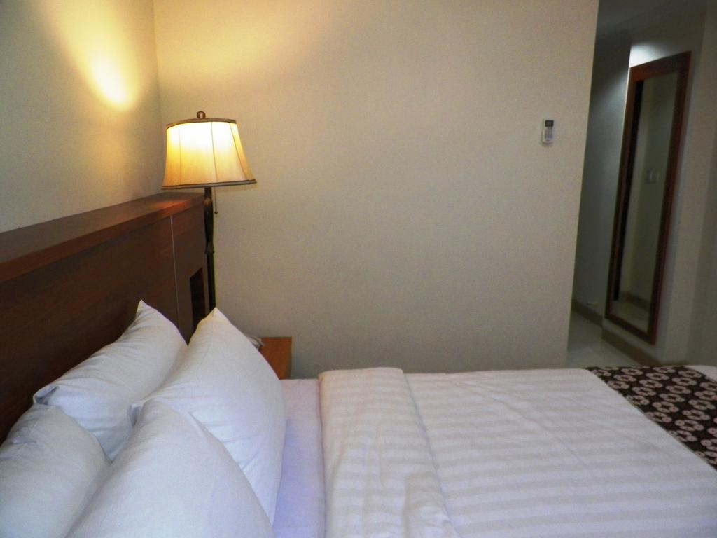 มรานัทธา แกรนด์ โฮเต็ล Hotel ยอกยาการ์ตา ห้อง รูปภาพ