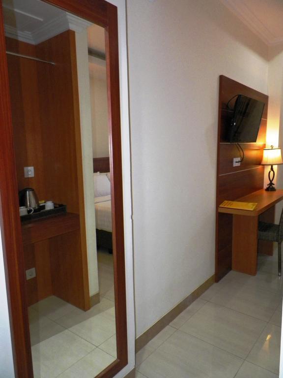 มรานัทธา แกรนด์ โฮเต็ล Hotel ยอกยาการ์ตา ห้อง รูปภาพ